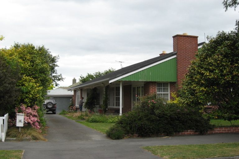 Photo of property in 32 Deepdale Street, Burnside, Christchurch, 8053