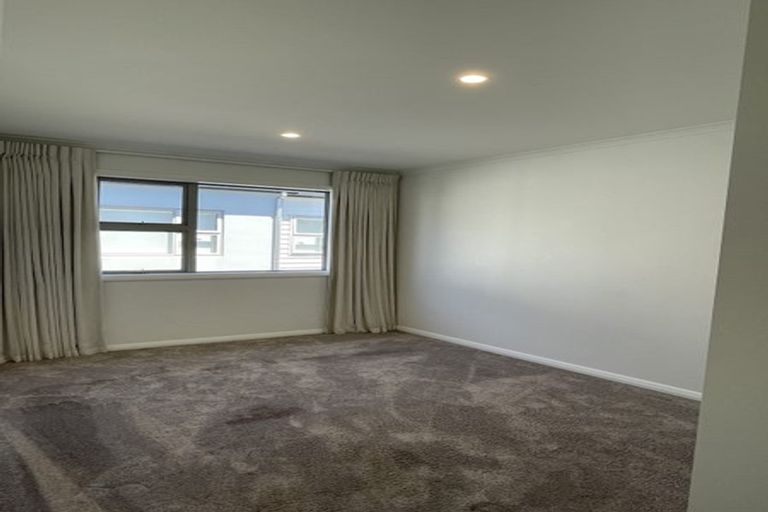 Photo of property in 10 Lucern Lane, Petone, Lower Hutt, 5012