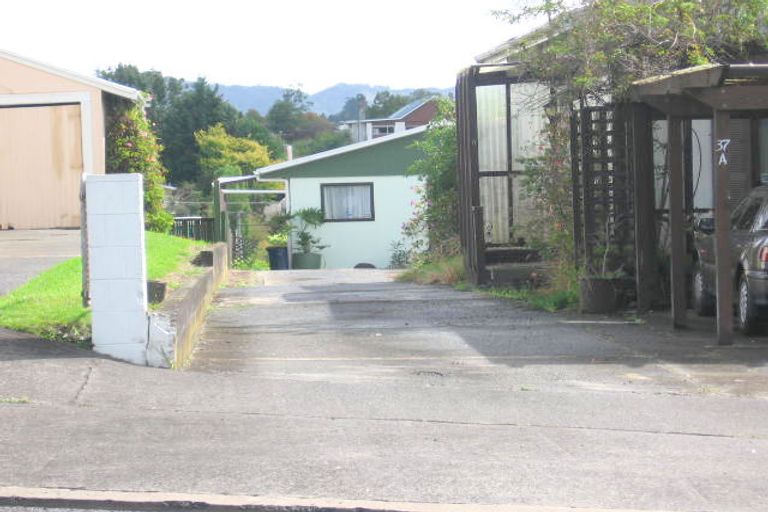 Photo of property in 2/37 Rosier Road, Glen Eden, Auckland, 0602