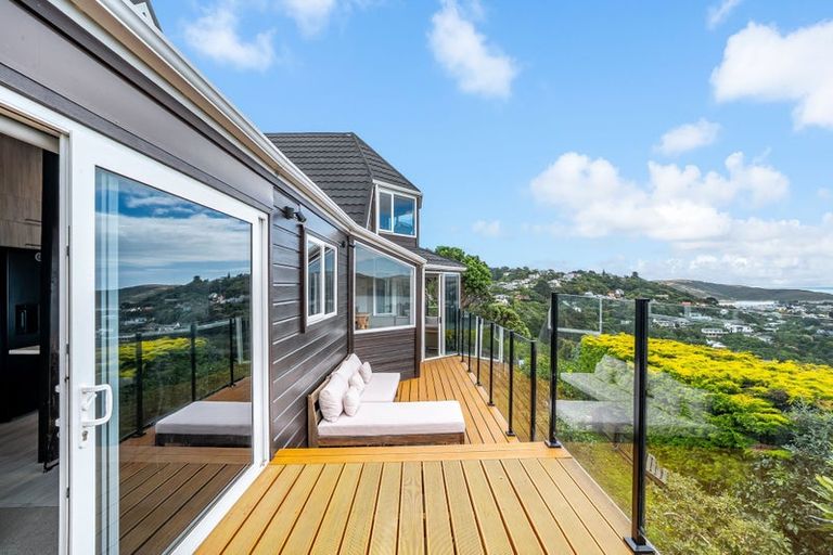 Photo of property in 15 Mercury Way, Whitby, Porirua, 5024