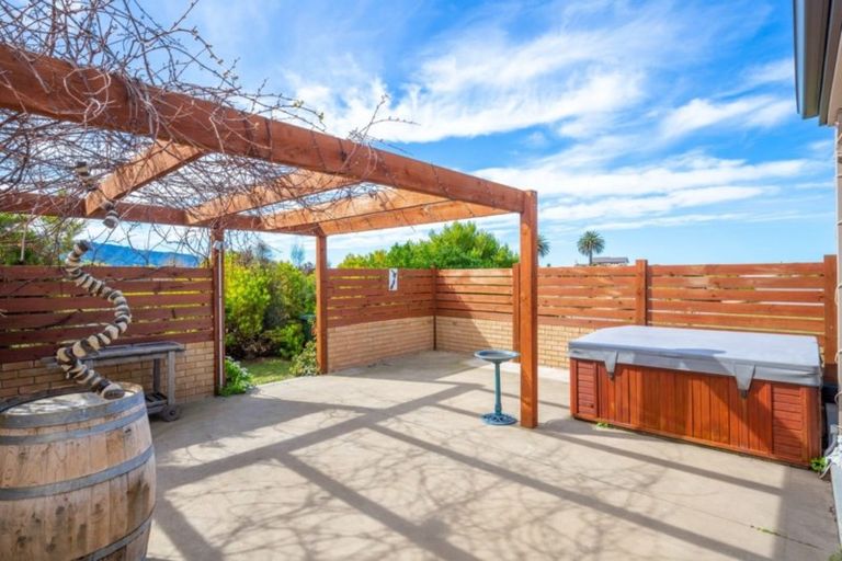 Photo of property in 28 Edgewater Place, Rarangi, Blenheim, 7273