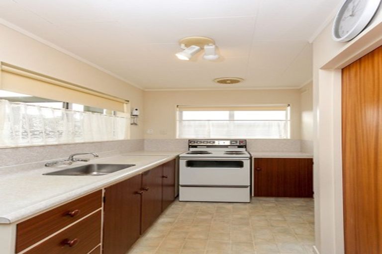 Photo of property in 3b Naumai Place, Spotswood, New Plymouth, 4310