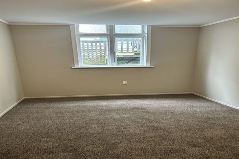Photo of property in 5/28-28b Austin Street, Mount Victoria, Wellington, 6011
