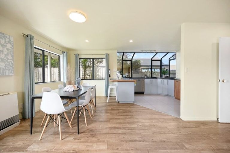 Photo of property in 32 Moreland Avenue, Pukete, Hamilton, 3200