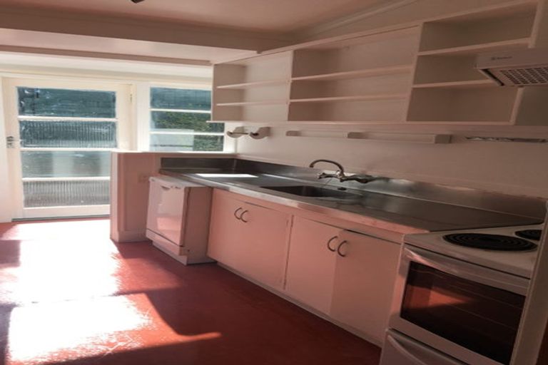 Photo of property in 70 Moxham Avenue, Hataitai, Wellington, 6021