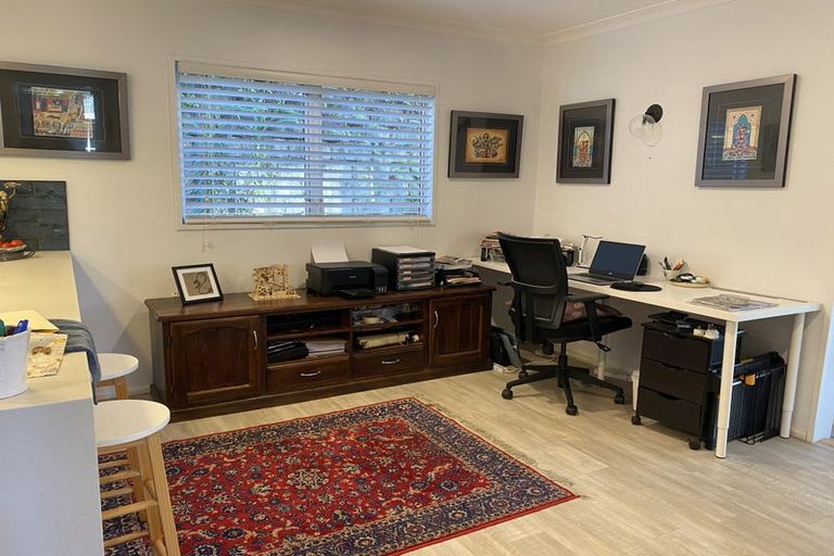 Photo of property in 39 Emlyn Place, Torbay, Auckland, 0630