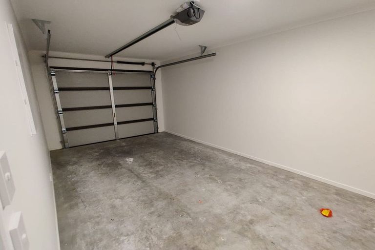 Photo of property in 23 Kapowai Boulevard, Takanini, 2112