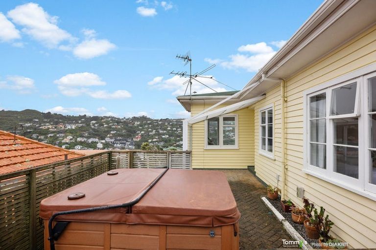 Photo of property in 71 Rhine Street, Island Bay, Wellington, 6023
