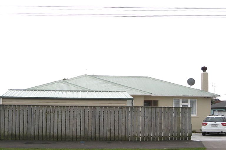 Photo of property in 262 Coronation Avenue, Welbourn, New Plymouth, 4310