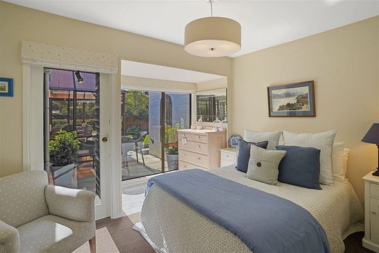 Photo of property in 33 Lavandula Crescent, Burnside, Christchurch, 8042