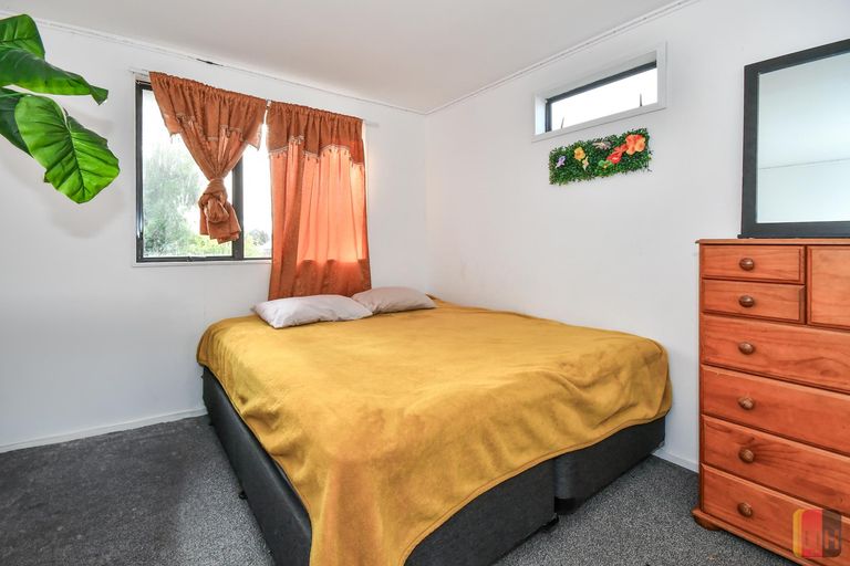 Photo of property in 67b Redcrest Avenue, Red Hill, Papakura, 2110