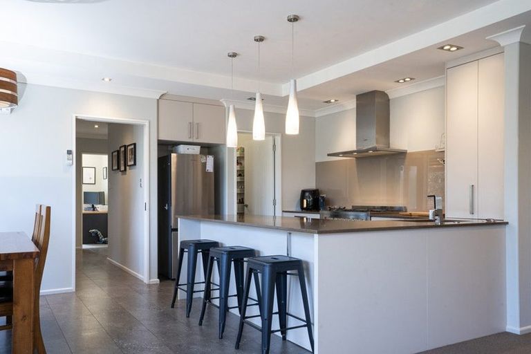 Photo of property in 125 Halswell Junction Road, Halswell, Christchurch, 8025