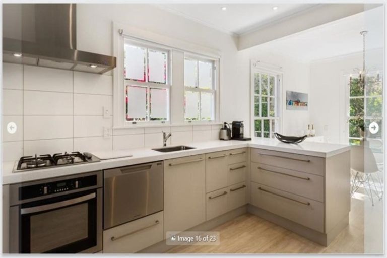 Photo of property in 1/48 Fendalton Road, Fendalton, Christchurch, 8014