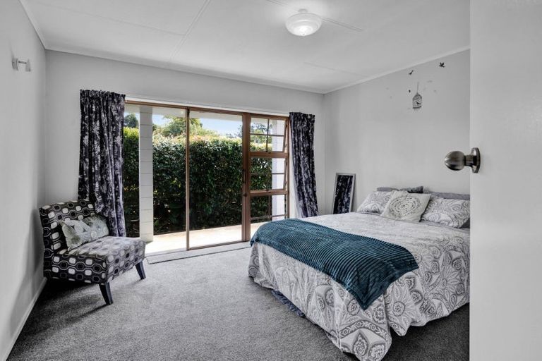 Photo of property in 15 Kauri Street, Inglewood, 4330