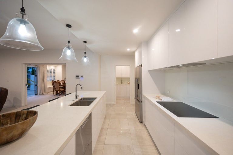 Photo of property in 114 Jickell Street, Hokowhitu, Palmerston North, 4410