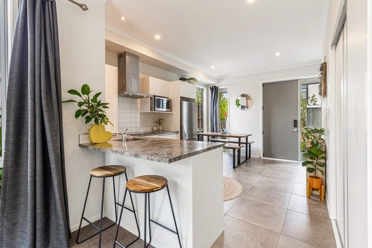 Photo of property in 41 Mapou Road, Hobsonville, Auckland, 0616