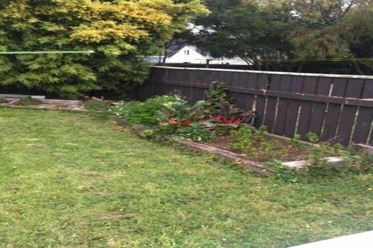 Photo of property in 19 Collett Street, Naenae, Lower Hutt, 5011