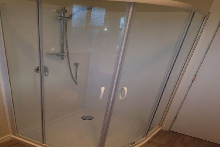 Photo of property in 3/34 Heretaunga Square, Silverstream, Upper Hutt, 5019