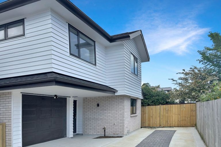 Photo of property in 4 Nicola Place, Mangere, Auckland, 2022