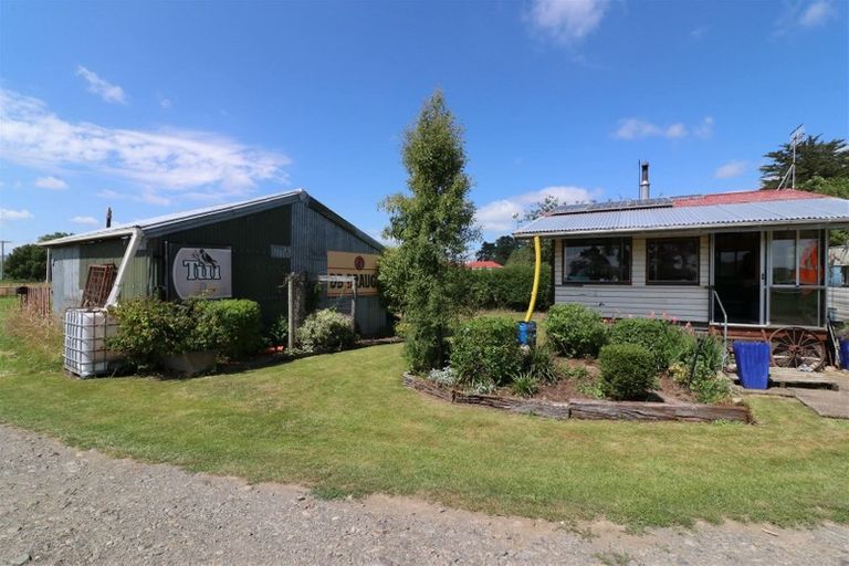 Photo of property in 819 Matamau Ormondville Road, Ormondville, Dannevirke, 4977