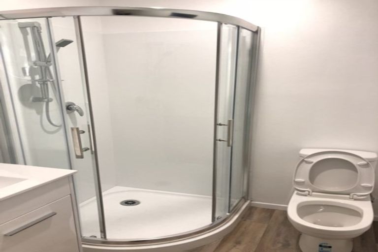 Photo of property in 1/12 Red Hill Road, Red Hill, Papakura, 2110