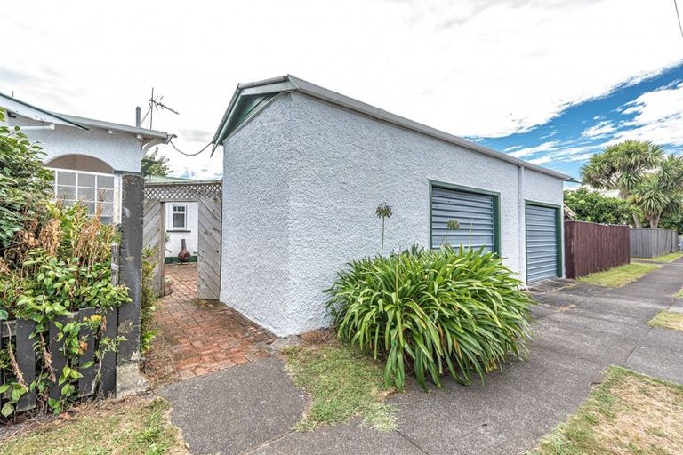 Photo of property in 27 Helmore Street, Whanganui East, Whanganui, 4500