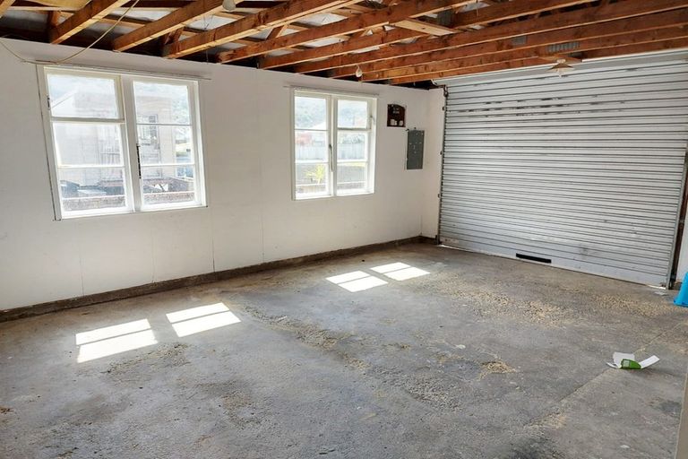 Photo of property in 5 Fleet Street, Naenae, Lower Hutt, 5011