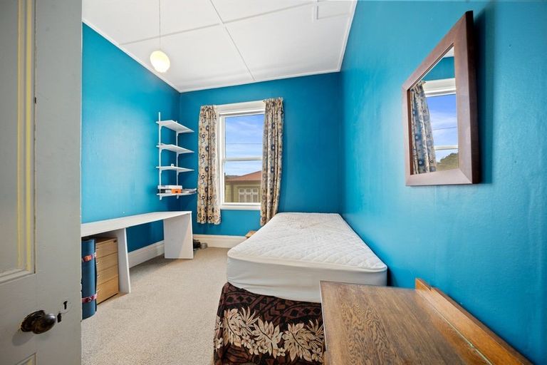 Photo of property in 16 Boyd Terrace, Newtown, Wellington, 6021