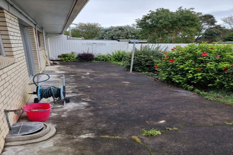 Photo of property in 2/1 Latham Avenue, Pakuranga, Auckland, 2010