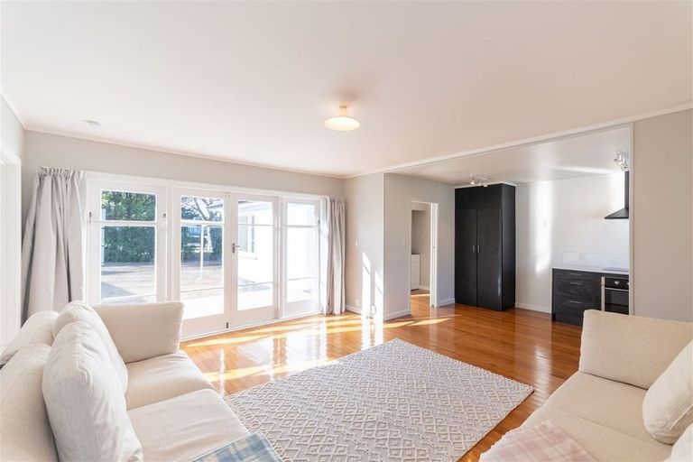 Photo of property in 59 Yaldhurst Road, Sockburn, Christchurch, 8042