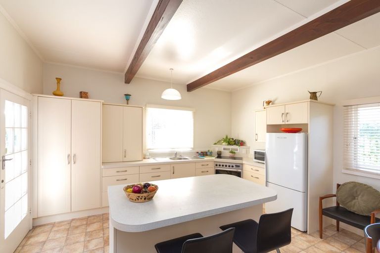 Photo of property in 27 Langston Avenue, Palmerston North, 4414