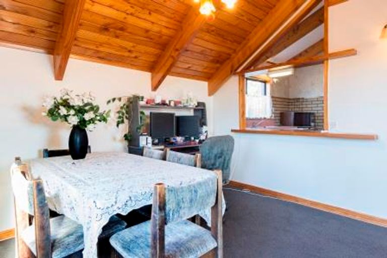 Photo of property in 106 Windsor Road, Bellevue, Tauranga, 3110