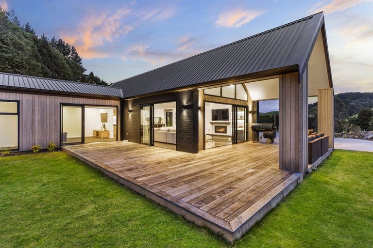 Photo of property in 25 Bayer Road, Puhoi, Silverdale, 0994