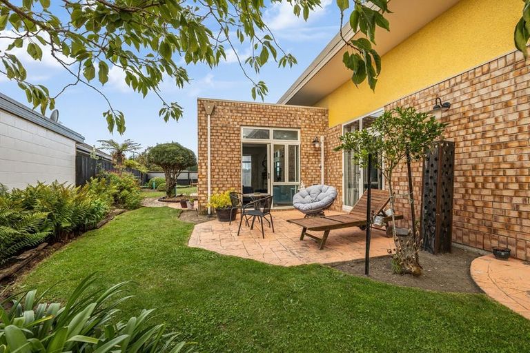 Photo of property in 53 Forest Drive, Parklands, Christchurch, 8083