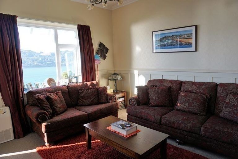 Photo of property in 21 Adderley Terrace, Ravensbourne, Dunedin, 9022