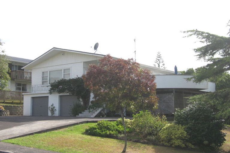 Photo of property in 89 Lynden Avenue, Hillcrest, Auckland, 0627