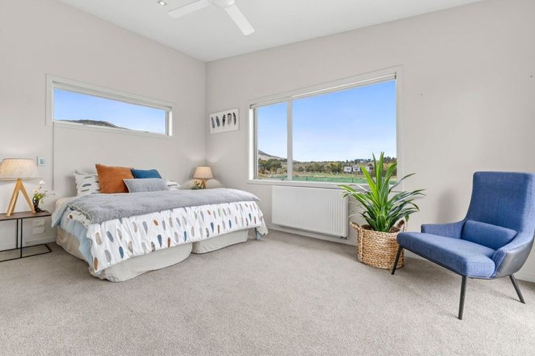 Photo of property in 46 Paterson Drive, Hawea Flat, Wanaka, 9382