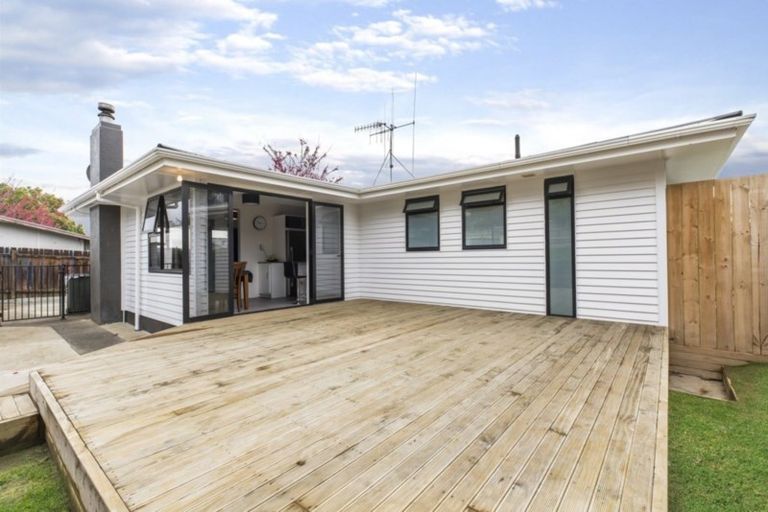 Photo of property in 21 Valley Road, Te Puke, 3119
