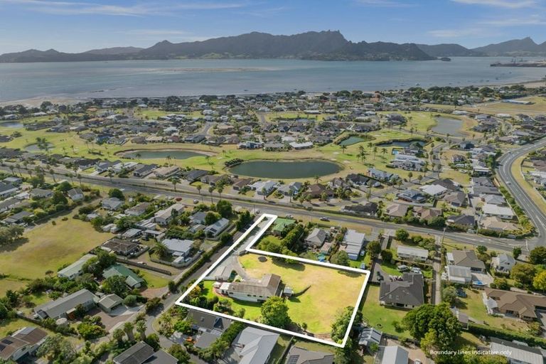 Photo of property in 336 One Tree Point Road, One Tree Point, 0118