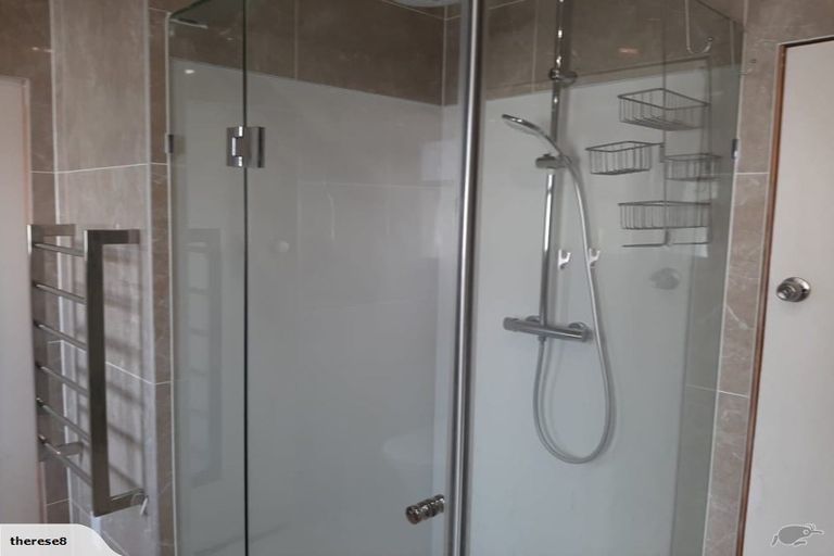 Photo of property in 22 Cliff Road, Papakura, 2110