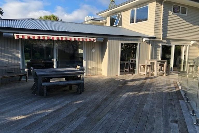 Photo of property in 2a Bloomfield Terrace, Hutt Central, Lower Hutt, 5010