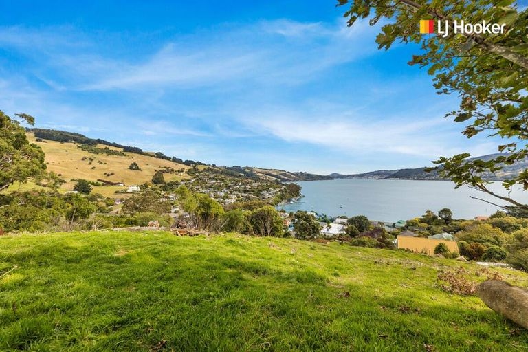 Photo of property in 51 Wharfdale Street, Macandrew Bay, Dunedin, 9014