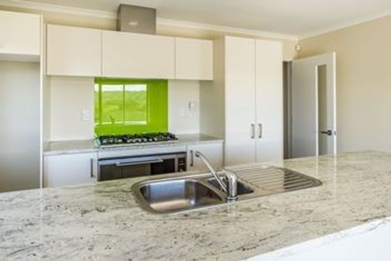 Photo of property in 223 Mark Avenue, Grenada Village, Wellington, 6037