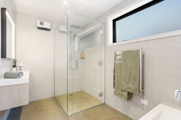 Photo of property in 103 Beach Road, Whangamata, 3620