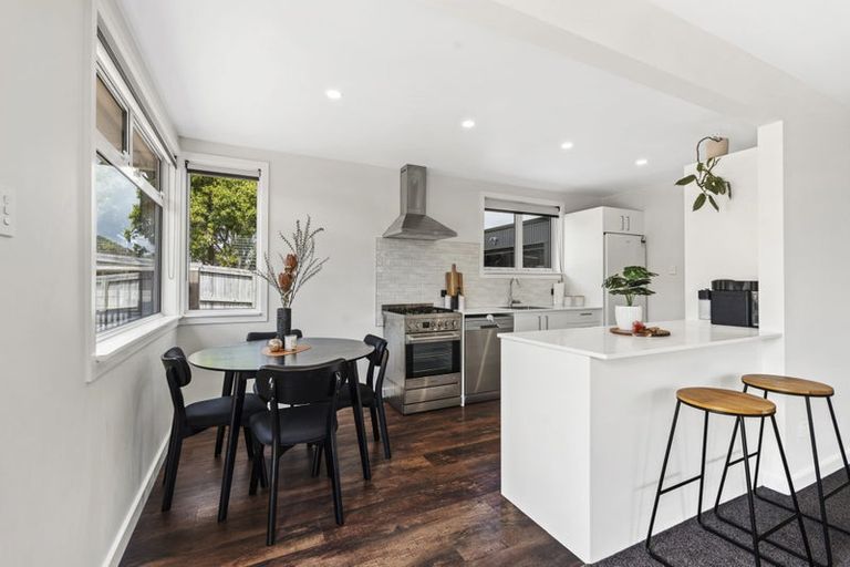 Photo of property in 63 Woodleigh Street, Frankleigh Park, New Plymouth, 4310