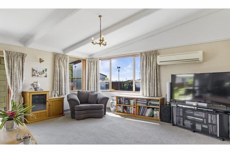 Photo of property in 22b Avenue Road, West End, Timaru, 7910