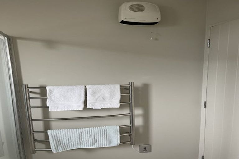 Photo of property in 39b Matipo Street, Riccarton, Christchurch, 8041