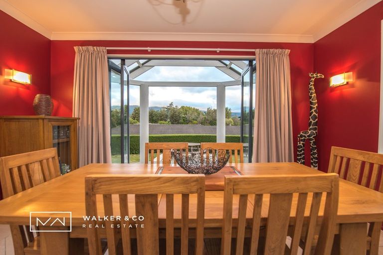 Photo of property in 8 Tuhua Lane, Brown Owl, Upper Hutt, 5018