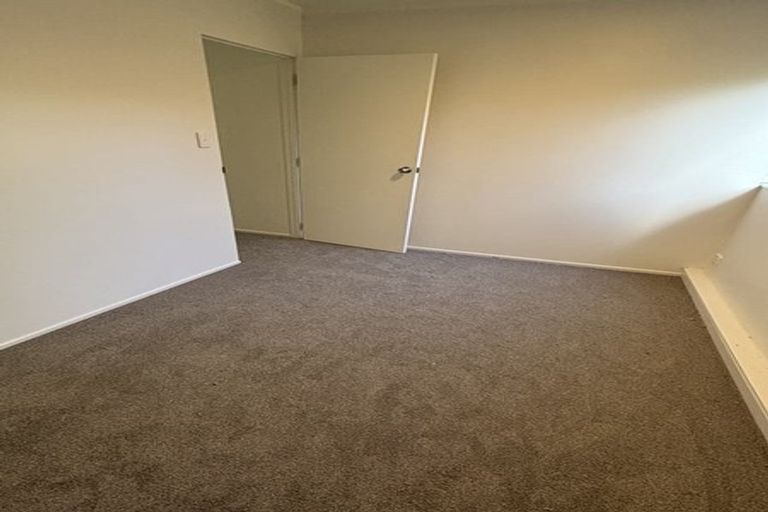 Photo of property in 14 Arrowsmith Drive, Clover Park, Auckland, 2019