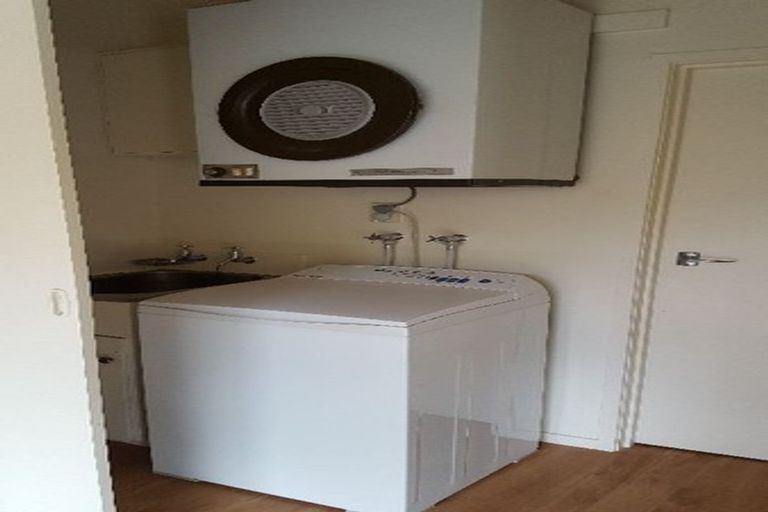 Photo of property in 129 Arran Road, Browns Bay, Auckland, 0630